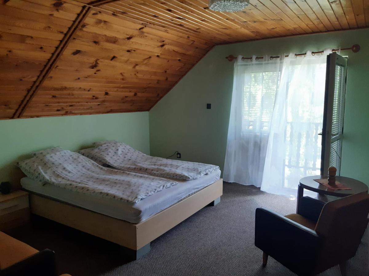 Hotel Toldi Apartman à Keszthely Extérieur photo
