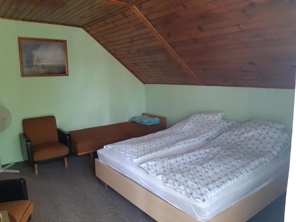 Hotel Toldi Apartman à Keszthely Extérieur photo
